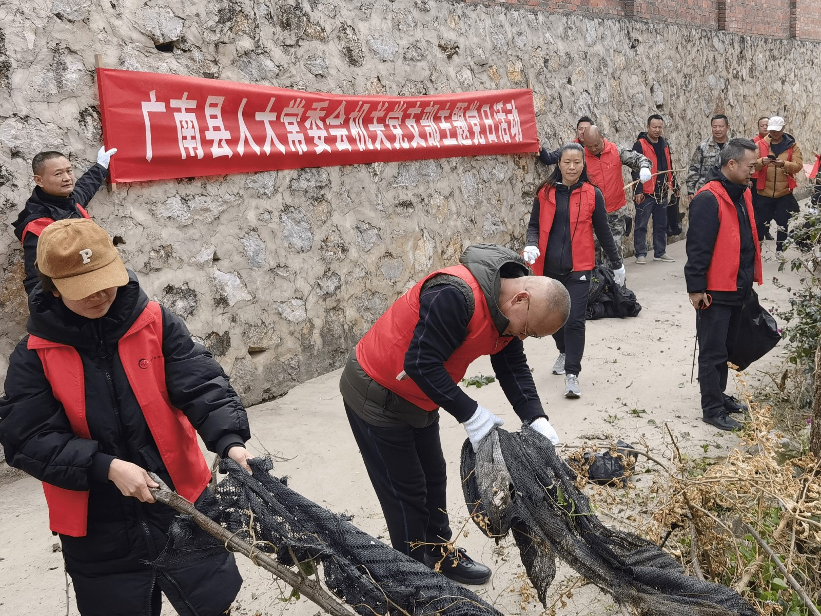 1677573793892633.jpg 图片1压.jpg