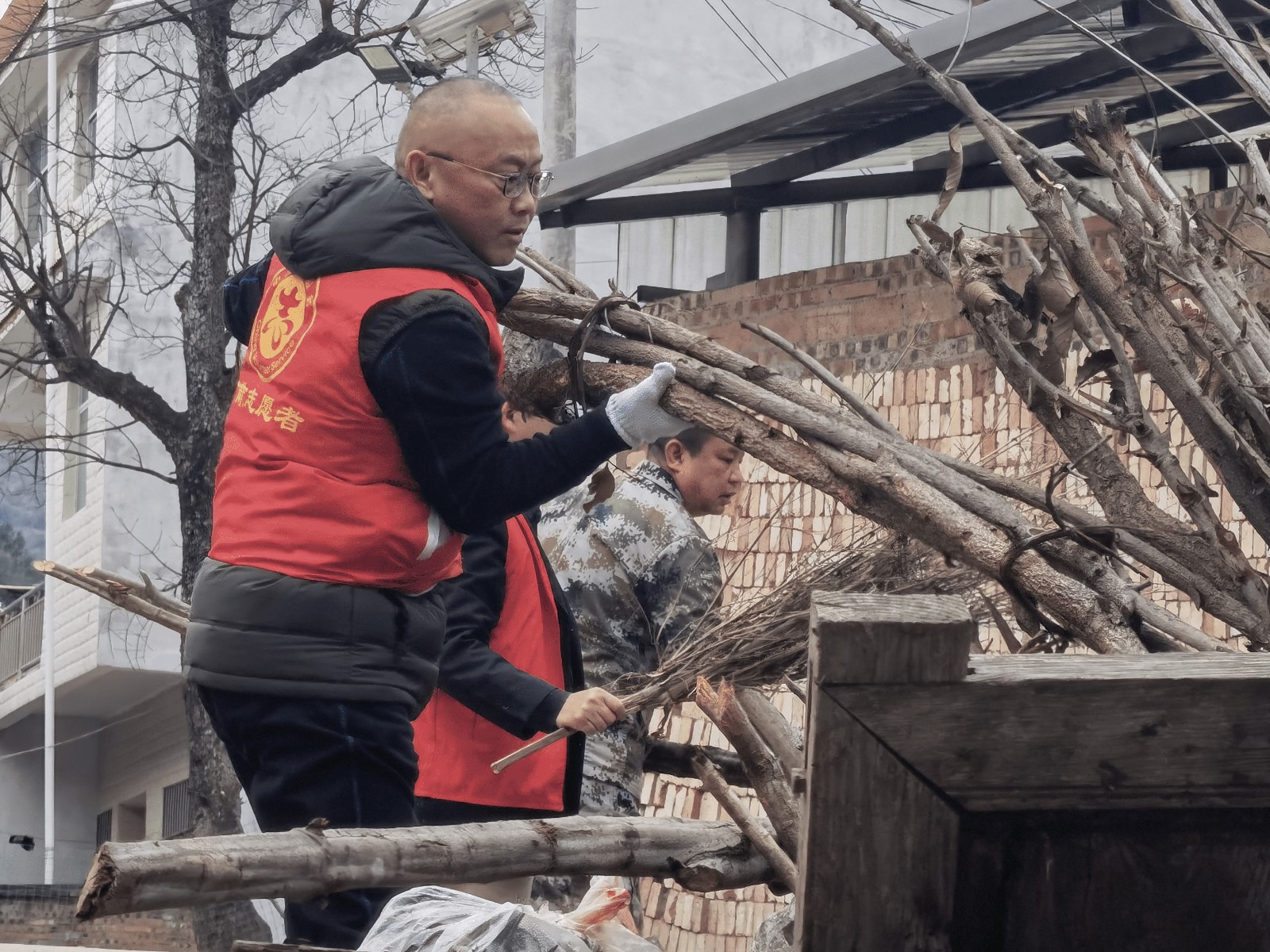 1677573934289157.jpg 图片2压.jpg